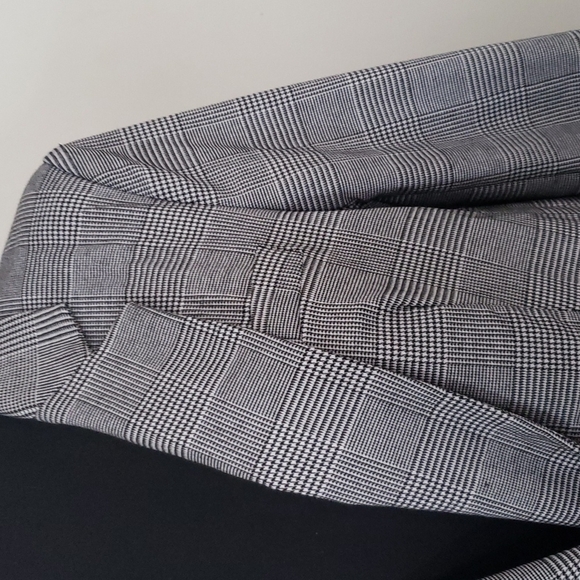 Forever21 Glen Plaid Blazer - Picture 4 of 10